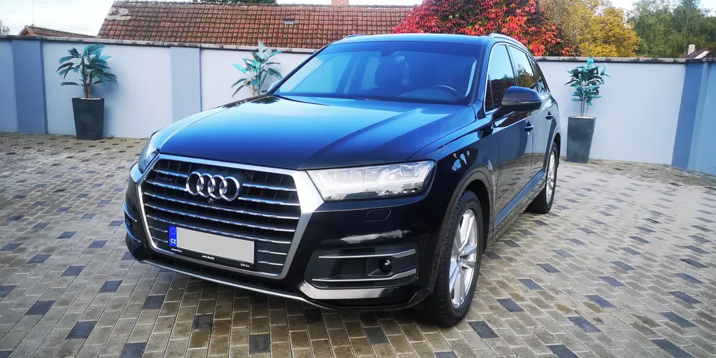 Audi Q7 II 3,0 TDI - V6 - 200kw QUATTRO TOP VÝBAVA